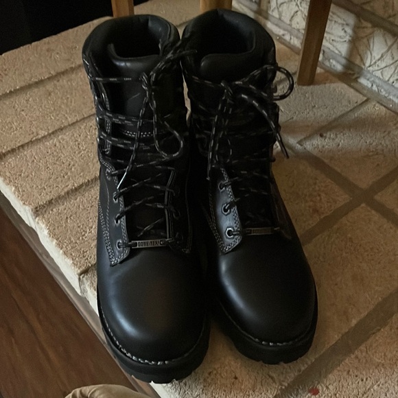 Danner boots - Picture 1 of 13